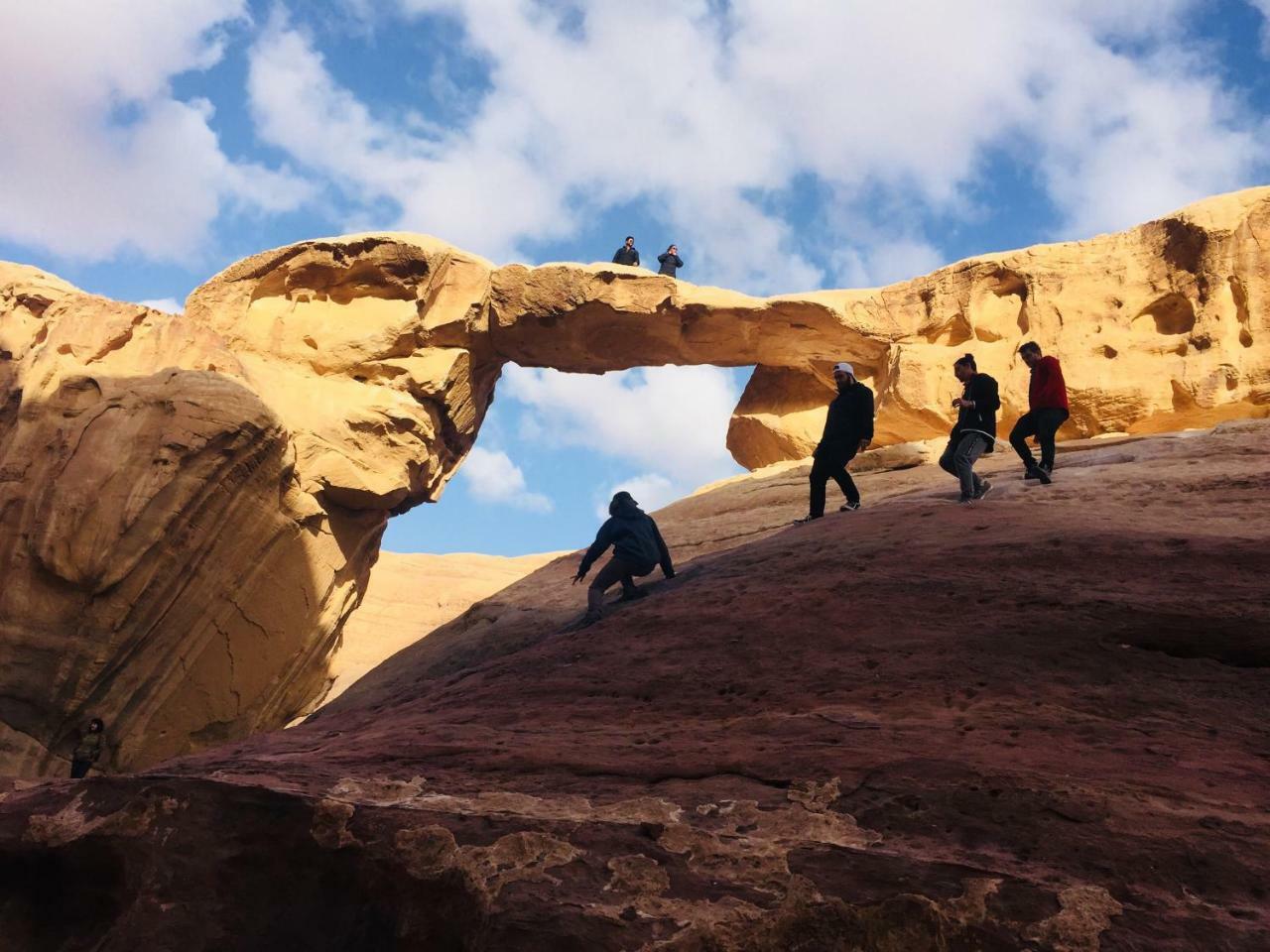 Friend Wadi Rum Exterior foto