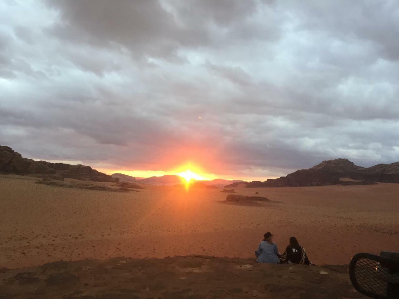 Friend Wadi Rum Exterior foto